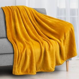 Dwell Studio plush Throw Blanket - 50 x 70 Soft mustard - LUXURIOUS